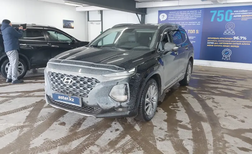 Hyundai Santa Fe 2020 года за 12 500 000 тг. в Астана