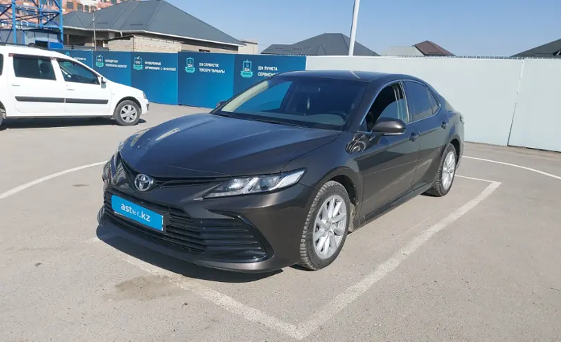 Toyota Camry 2023 года за 17 000 000 тг. в Шымкент