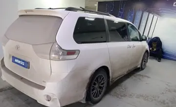 Toyota Sienna 2016 года за 16 500 000 тг. в Павлодар