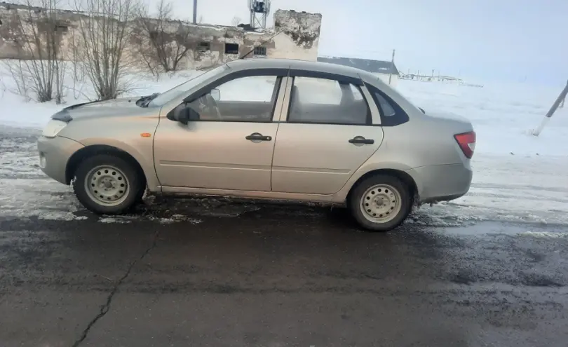 LADA (ВАЗ) Granta 2012 года за 3 000 000 тг. в Астана