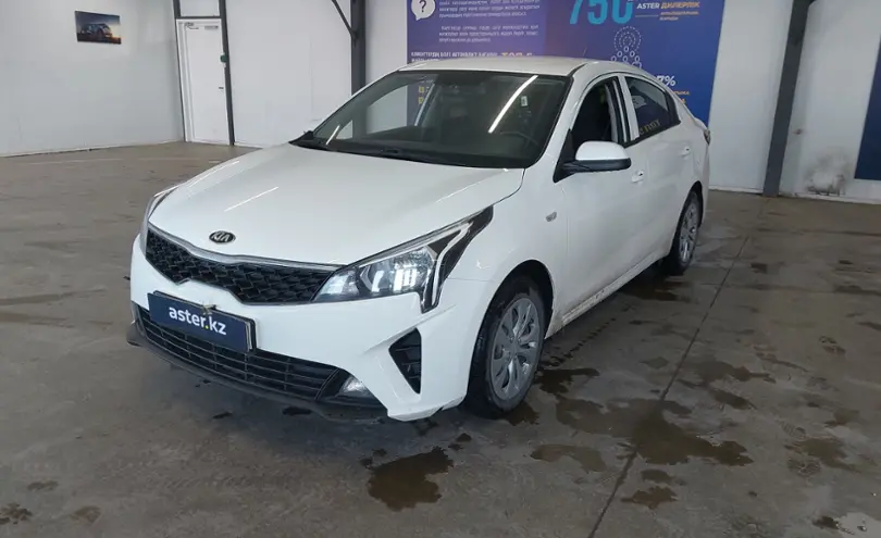 Kia Rio 2021 года за 8 000 000 тг. в Астана