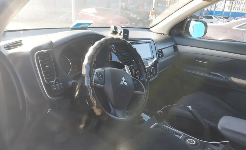 Mitsubishi Outlander 2013 года за 7 200 000 тг. в Алматы фото 5