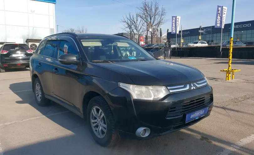 Mitsubishi Outlander 2013 года за 7 200 000 тг. в Алматы фото 2