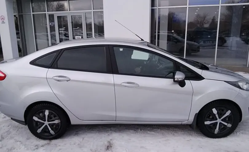 Ford Fiesta 2015 года за 4 500 000 тг. в Актобе фото 4