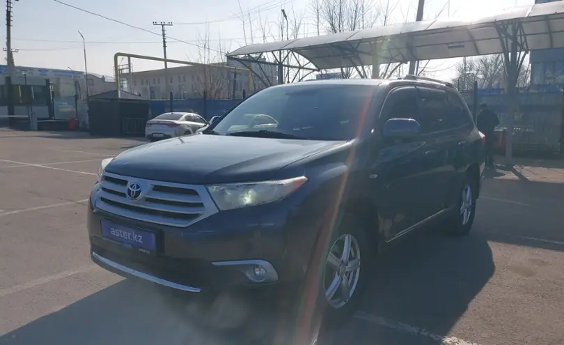 Toyota Highlander 2013 года за 14 000 000 тг. в Алматы