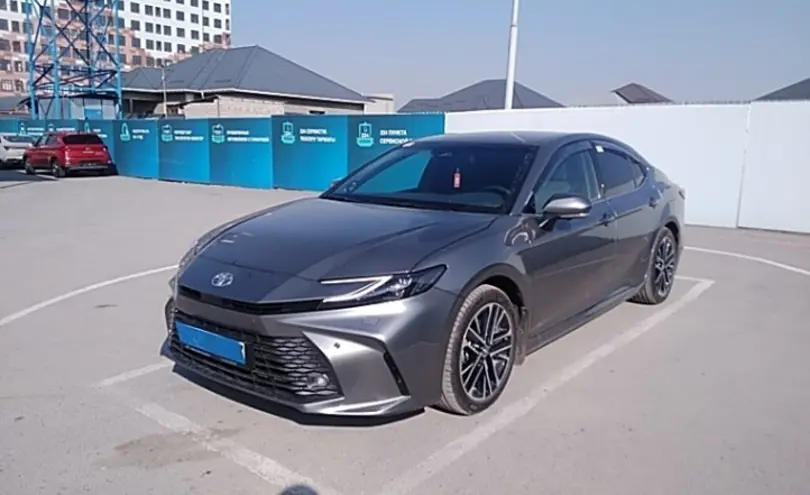 Toyota Camry 2024 года за 24 000 000 тг. в Шымкент