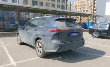 Toyota Highlander 2022 года за 24 000 000 тг. в Алматы фото 4