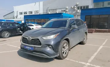 Toyota Highlander 2022 года за 24 000 000 тг. в Алматы фото 1