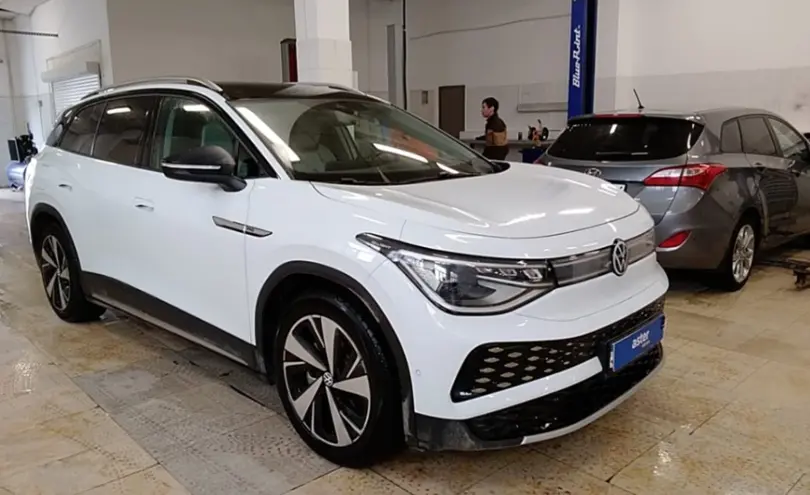 Volkswagen ID.6 2022 года за 14 000 000 тг. в Актобе фото 3