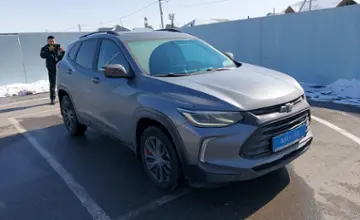 Chevrolet Tracker 2022 года за 9 000 000 тг. в Шымкент фото 2
