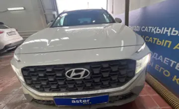 Hyundai Santa Fe 2023 года за 18 000 000 тг. в Астана фото 2