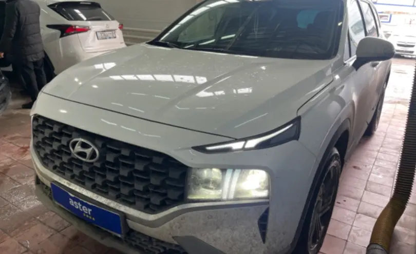 Hyundai Santa Fe 2023 года за 18 000 000 тг. в Астана