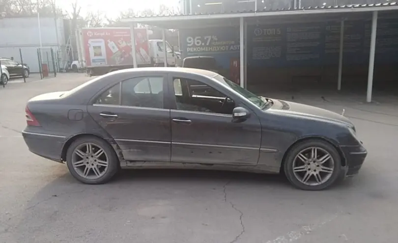 Mercedes-Benz C-Класс 2006 года за 4 000 000 тг. в Алматы фото 4