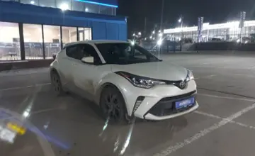Toyota C-HR 2020 года за 11 000 000 тг. в Алматы фото 2