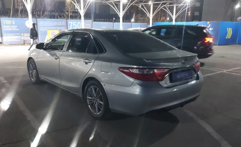 Toyota Camry 2015 года за 10 000 000 тг. в Алматы фото 4
