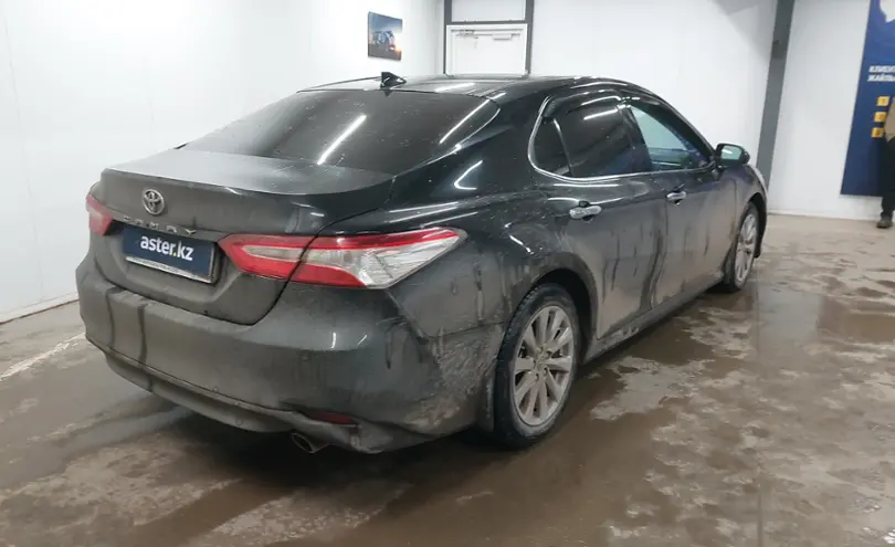 Toyota Camry 2018 года за 13 000 000 тг. в Астана фото 3