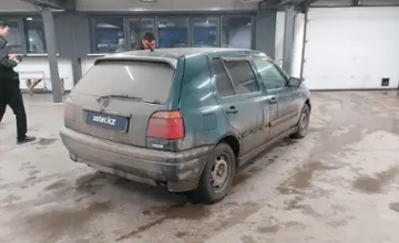 Volkswagen Golf 1997 года за 1 700 000 тг. в Астана фото 3
