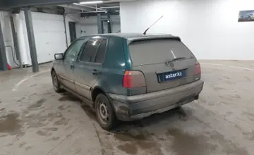 Volkswagen Golf 1997 года за 1 700 000 тг. в Астана фото 4