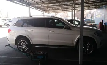 Mercedes-Benz GL-Класс 2014 года за 18 500 000 тг. в Алматы фото 4