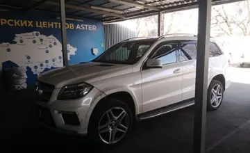Mercedes-Benz GL-Класс 2014 года за 18 500 000 тг. в Алматы фото 1