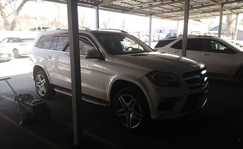 Mercedes-Benz GL-Класс 2014 года за 18 500 000 тг. в Алматы фото 3