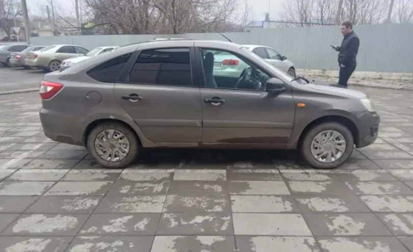 LADA (ВАЗ) Granta 2017 года за 3 000 000 тг. в Уральск фото 4