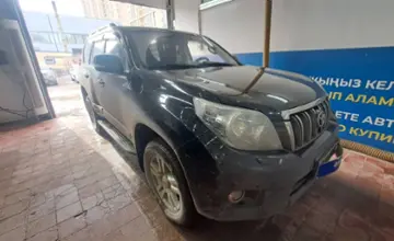 Toyota Land Cruiser Prado 2013 года за 19 000 000 тг. в Астана фото 3