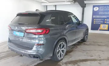 BMW X5 2021 года за 42 000 000 тг. в Астана фото 3