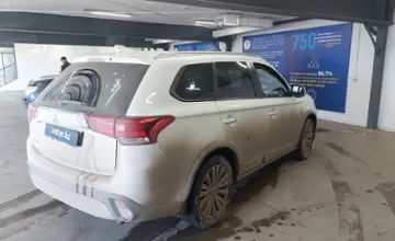 Mitsubishi Outlander 2021 года за 11 700 000 тг. в Астана фото 3