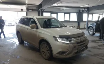 Mitsubishi Outlander 2021 года за 11 700 000 тг. в Астана фото 2