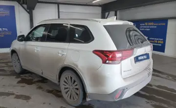 Mitsubishi Outlander 2021 года за 11 700 000 тг. в Астана фото 4