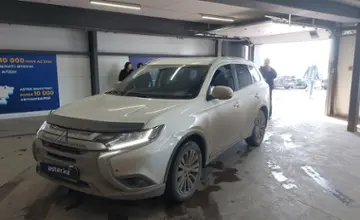 Mitsubishi Outlander 2021 года за 11 700 000 тг. в Астана фото 1