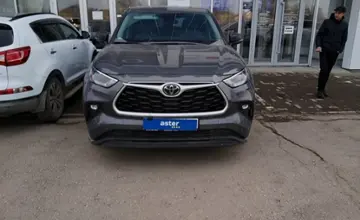 Toyota Highlander 2023 года за 23 500 000 тг. в Актобе фото 2