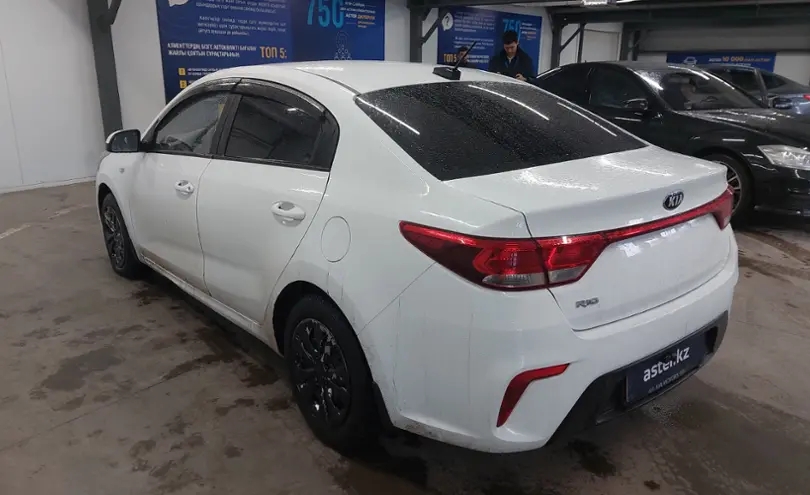 Kia Rio 2019 года за 7 000 000 тг. в Астана фото 4