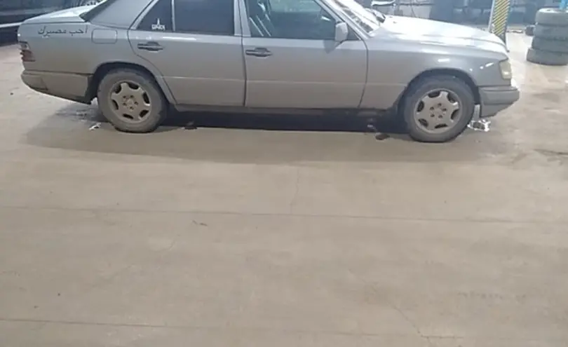 Mercedes-Benz E-Класс 1993 года за 2 700 000 тг. в Караганда фото 4