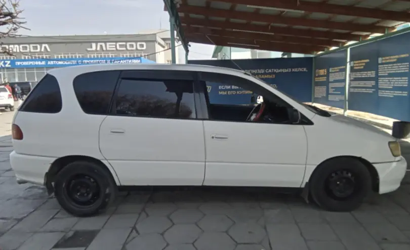 Toyota Ipsum 1997 года за 3 100 000 тг. в Талдыкорган фото 4