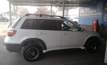 Mitsubishi Outlander 2006 года за 3 500 000 тг. в Алматы фото 4