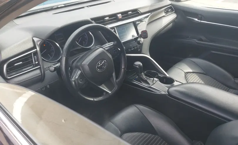 Toyota Camry 2019 года за 11 000 000 тг. в Алматы фото 5