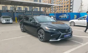 Toyota Camry 2019 года за 11 000 000 тг. в Алматы фото 2