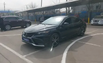 Toyota Camry 2019 года за 11 000 000 тг. в Алматы фото 1