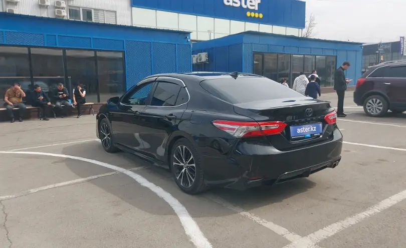 Toyota Camry 2019 года за 11 000 000 тг. в Алматы фото 4