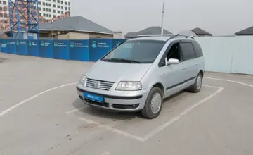 Volkswagen Sharan 2003 года за 3 000 000 тг. в Шымкент фото 1