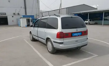 Volkswagen Sharan 2003 года за 3 000 000 тг. в Шымкент фото 4