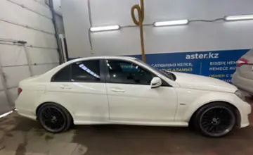 Mercedes-Benz C-Класс 2011 года за 7 000 000 тг. в Астана фото 4