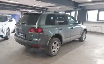 Volkswagen Touareg 2008 года за 6 000 000 тг. в Астана фото 3