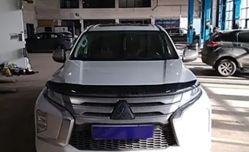 Mitsubishi Montero Sport 2021 года за 18 000 000 тг. в Караганда фото 2