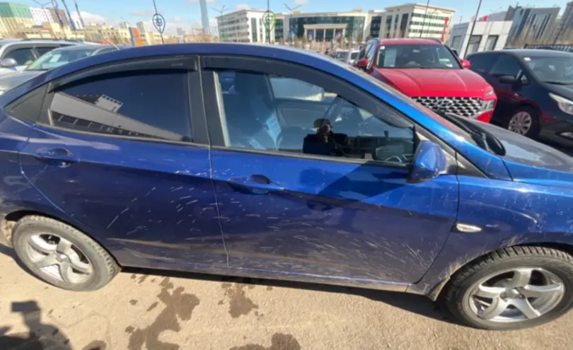 Hyundai Solaris 2011 года за 4 500 000 тг. в Астана фото 4
