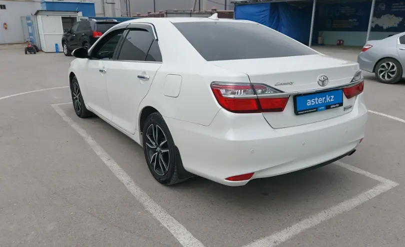 Toyota Camry 2017 года за 12 500 000 тг. в Шымкент фото 4