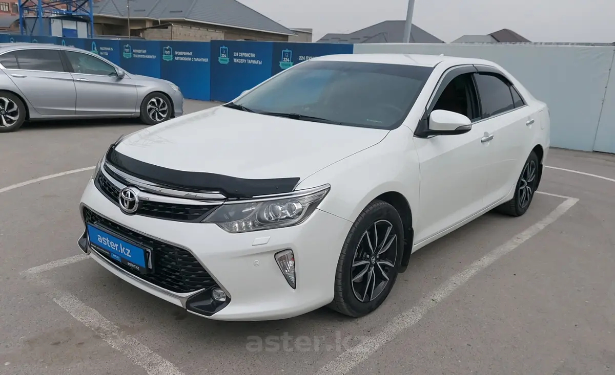 Toyota Camry 2017 года за 12 500 000 тг. в Шымкент