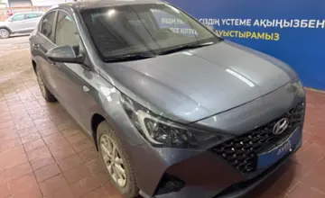 Hyundai Accent 2020 года за 8 000 000 тг. в Астана фото 3